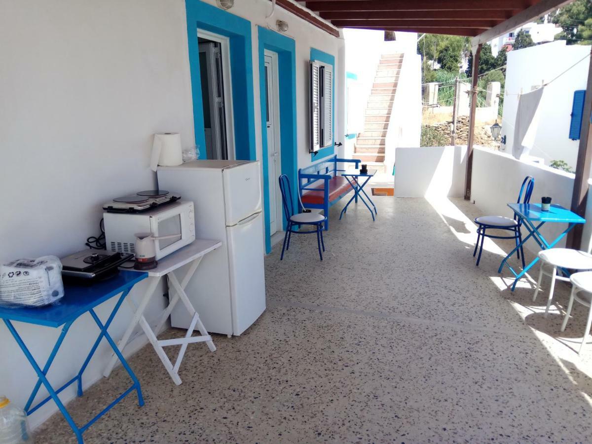 Grandma Vasiliki Rooms To Let Хора Екстер'єр фото